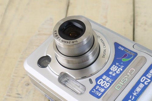 完動品】CASIO QV-R61 コンパクトデジタルカメラS/N 1001498