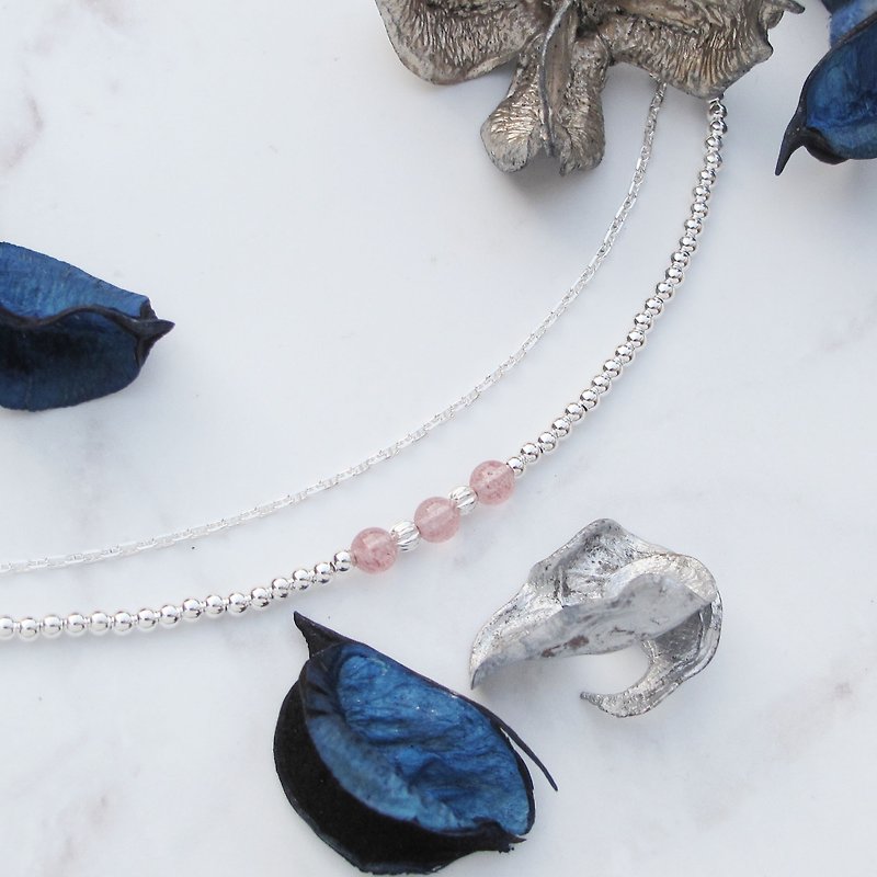 [Crystal Bracelet] Strawberry Crystal I sterling silver double-chain peach blossom crystal thin bracelet | - สร้อยข้อมือ - เงินแท้ สีเงิน