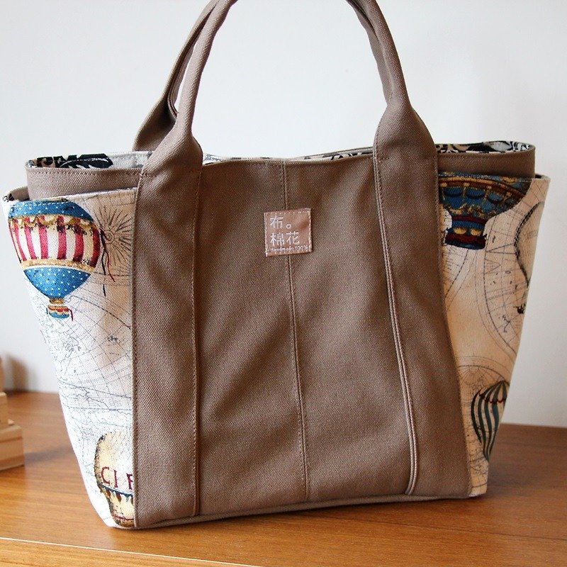 Khaki canvas outer pocket walking bag shoulder bag - กระเป๋าถือ - ผ้าฝ้าย/ผ้าลินิน สีกากี