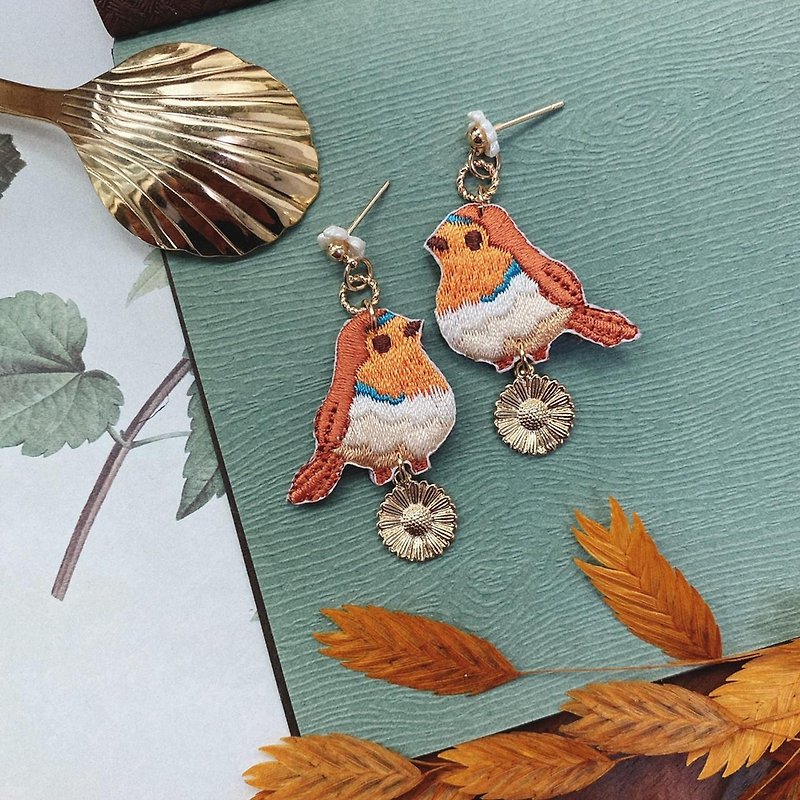 Embroidery earrings | summer European robin  | Littdlework - Earrings & Clip-ons - Thread Multicolor