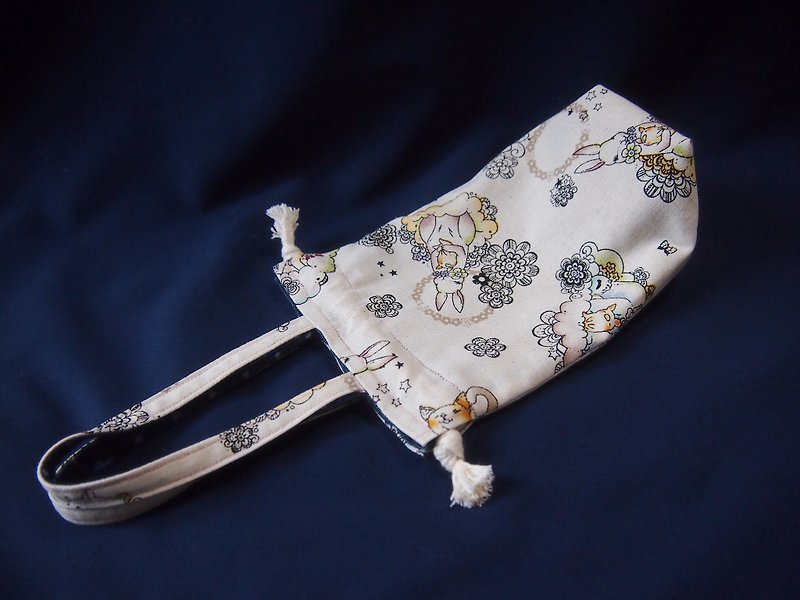 Double-sided beam port small bag - bunny, cat and a little bit of cowboy Little Pig X - Handbags & Totes - Cotton & Hemp White