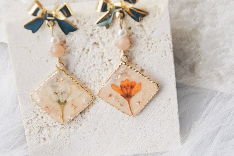 [Blooming] Dried Flower-Sansevieria/Earrings/ Clip-On/ Silver/Pendants/Orange White - ต่างหู - เงินแท้ สีส้ม