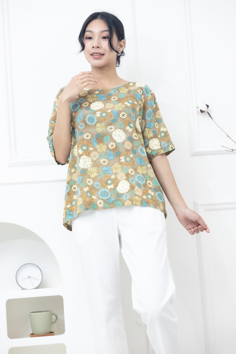 Beige blue round floral top brown - Women's T-Shirts - Other Materials Brown