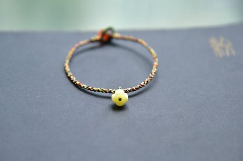 Gold Bead String Bracelet