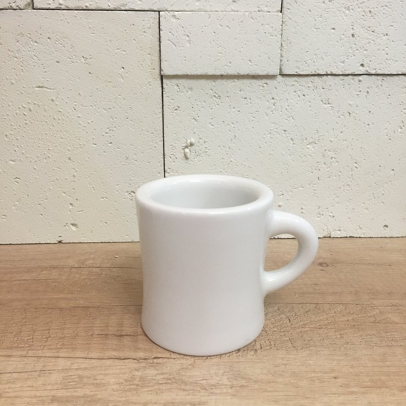 Double chubby cup (pure white) - แก้วมัค/แก้วกาแฟ - เครื่องลายคราม ขาว
