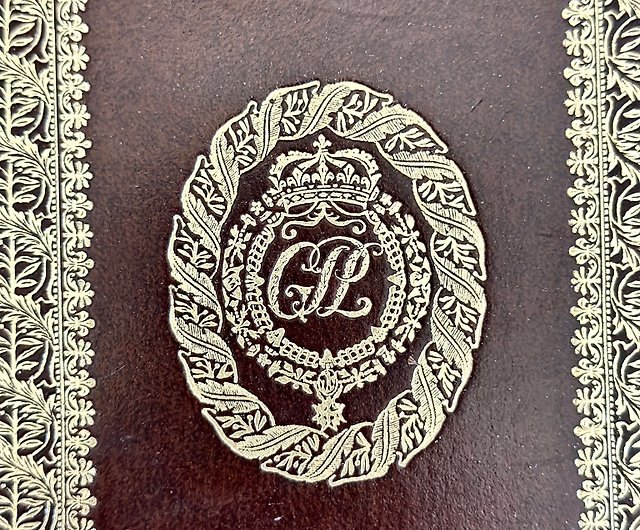 30834 フランス 1945 アンティーク フランス文学 ハードカバー本 - ショップ JSVS-Antique Shop 本・絵本 - Pinkoi