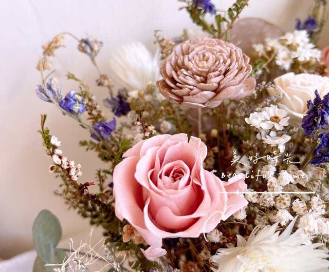 Valentine's Day Gift The One and Only You Everlasting Flower Bouquet - Shop  youngsflower Dried Flowers & Bouquets - Pinkoi