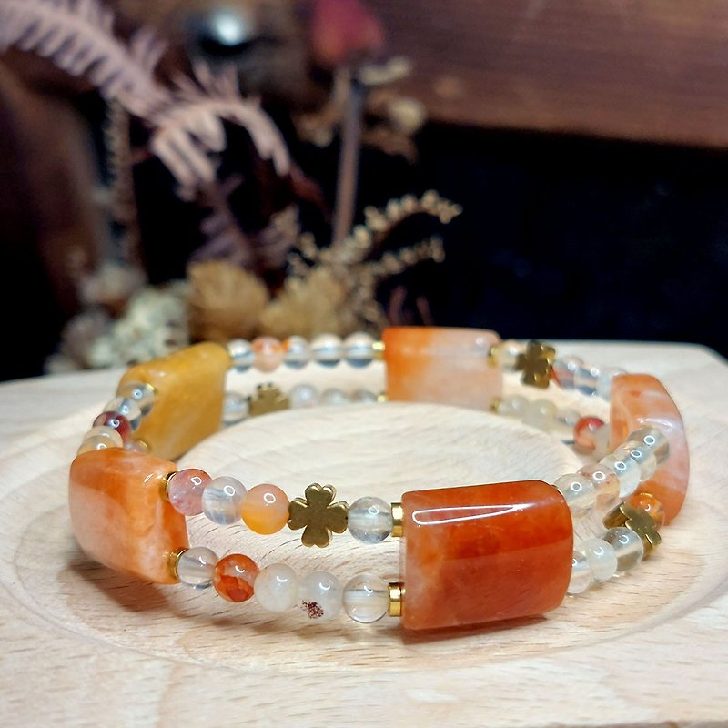 Venus Bracelet of Happiness | Rabbit Hair Crystal | Plastic Flower Crystal | - Bracelets - Crystal 