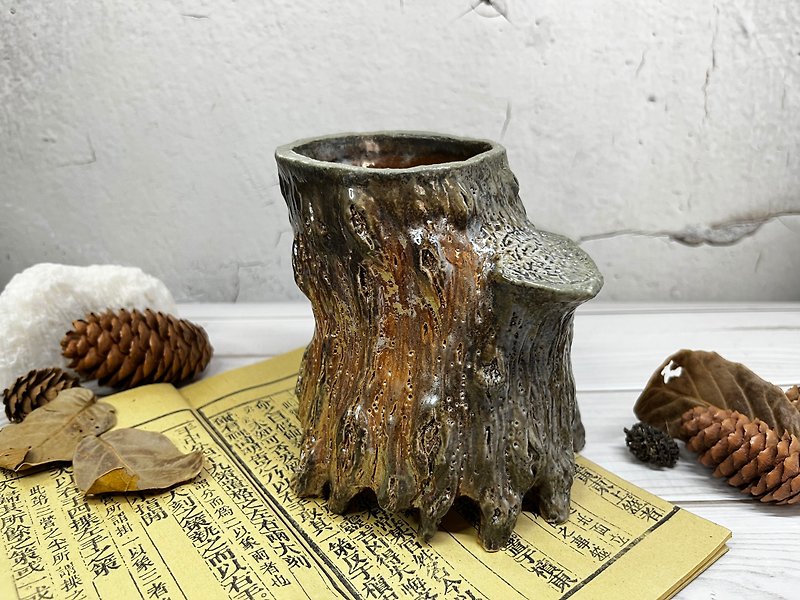 Handmade hand-kneaded pottery firewood flower vase pen holder storage container - เซรามิก - ดินเผา 