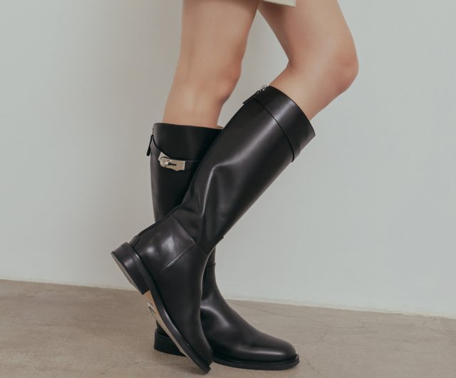 Black silver buckle clearance boots