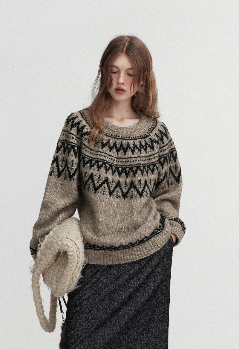 冰島下雪 / 費爾島提花圓領毛衣 / 羊駝毛 - 女毛衣/針織衫 - 其他材質 多色