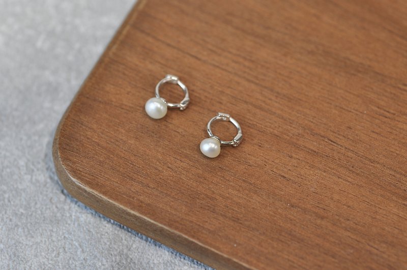 Ermao Silver[ear bone series one pearl sterling silver ear bone ring] a pair, single - Earrings & Clip-ons - Silver Silver
