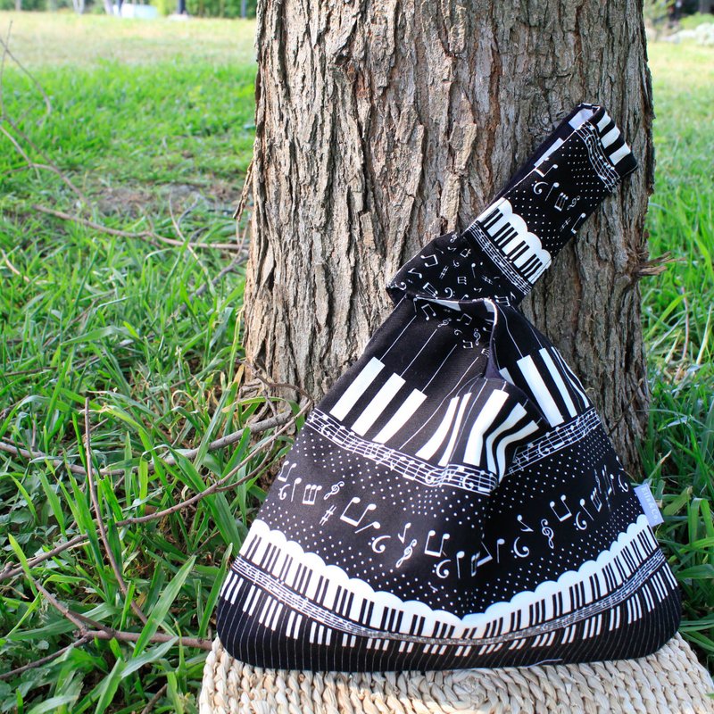【日本棉布】琴音律動 交叉手腕包 - 編織/刺繡/羊毛氈/縫紉 - 棉．麻 多色