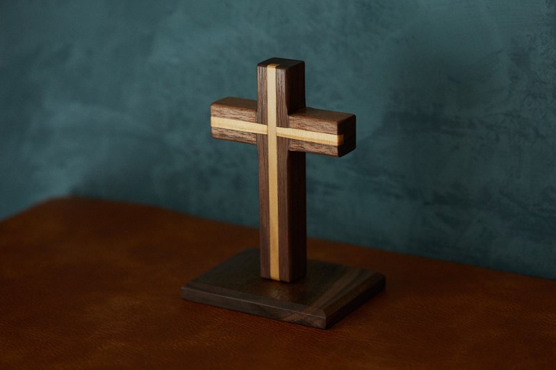 Inlaid cross/magnetic base/gift box - Items for Display - Wood Brown