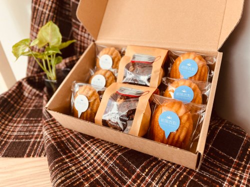 朝陽西點 Sunny Sweet 【 磅蛋糕+瑪德蓮禮盒 】核桃可可磅蛋糕 + 原味與茶香瑪德蓮