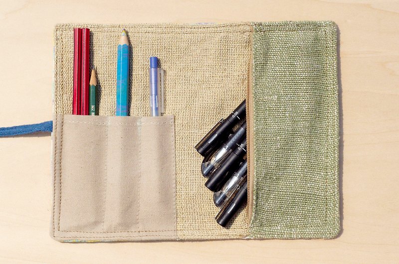 其他材質 鉛筆盒/筆袋 多色 - 手工彩虹色筆袋 手繪渲染筆袋 手感捲軸 春捲筆袋-筆的水彩色房子