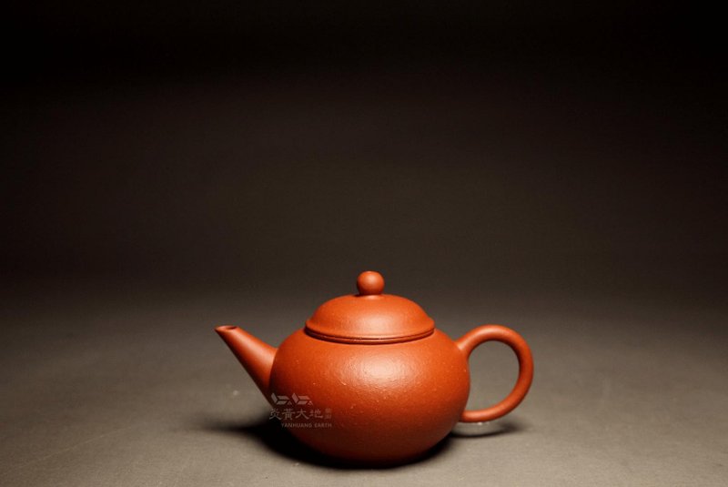 【薄胎水上漂】炎黃大地藝術 中國宜興 傳統手工製壺 老朱泥 120c - 茶壺/茶杯/茶具 - 陶 紅色