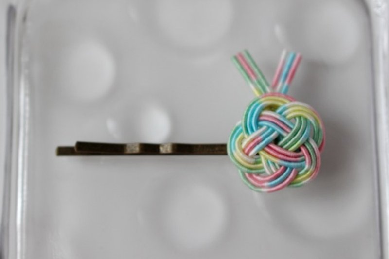 Rainbow 梅 Connect water pin - Hair Accessories - Paper Multicolor