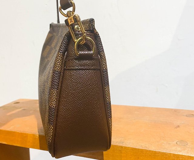 Used Bags Louis Vuitton LV│Presbyopia│Shoulder Bags│Handbags│Side  Backpacks│Small Waste Bags - Shop pickypiggy-vintage Handbags & Totes -  Pinkoi