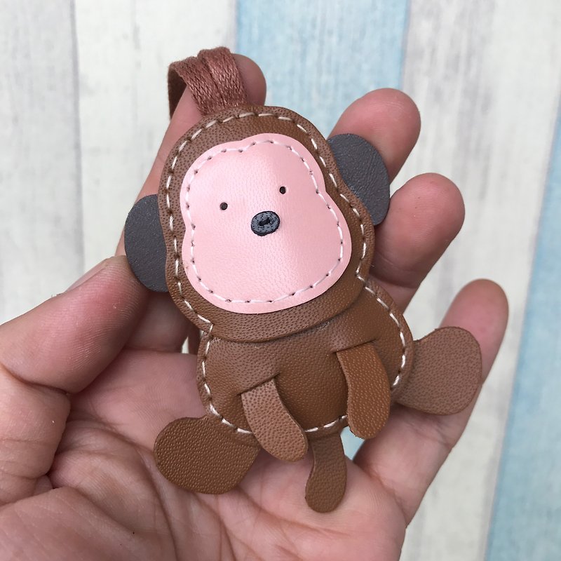 Healing small things brown cute monkey hand-stitched handmade leather charm small size - พวงกุญแจ - หนังแท้ สีนำ้ตาล