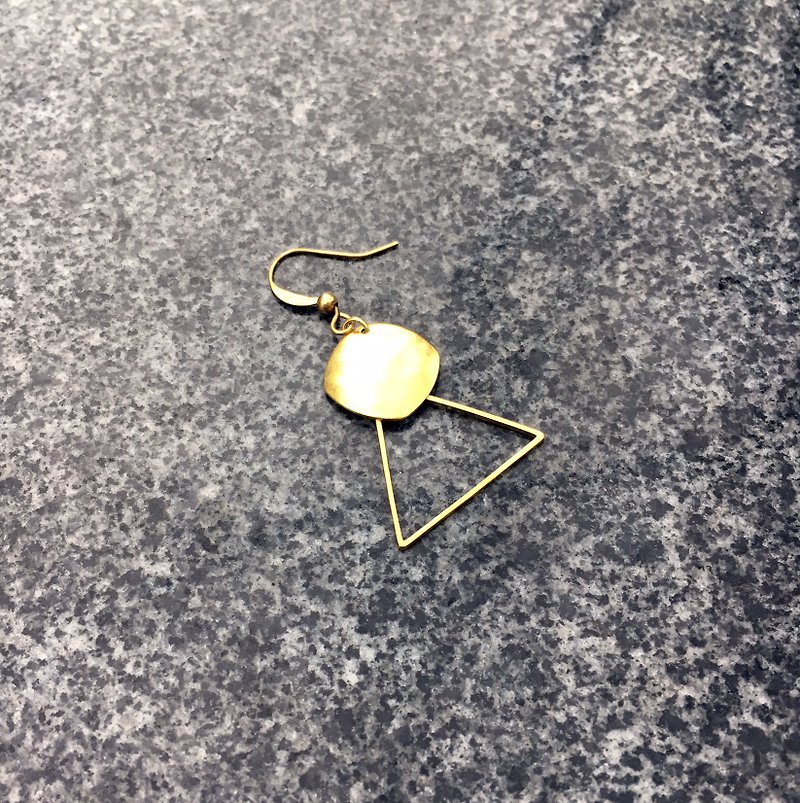 Can be changed clip - brass geometric earrings - low-key bright - single one - Earrings & Clip-ons - Other Metals Yellow