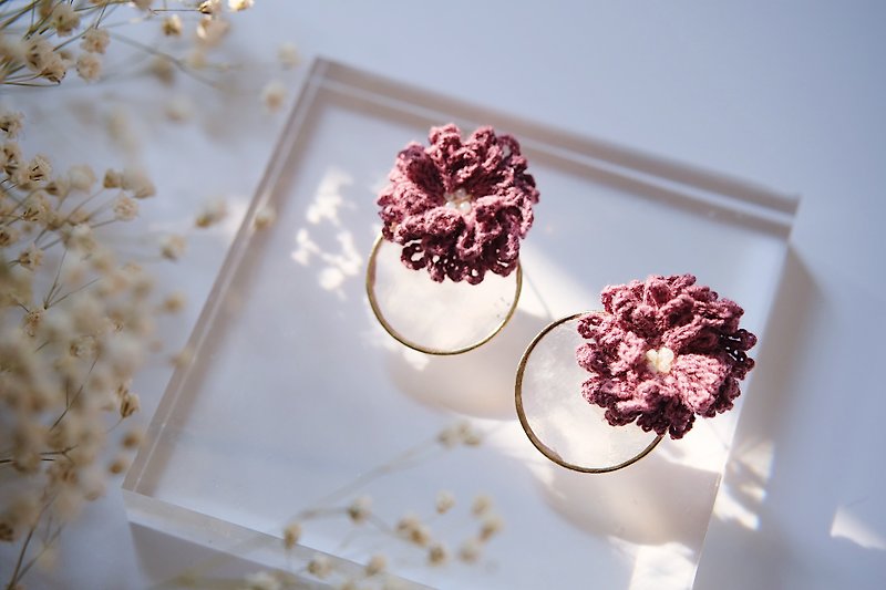 Spot money | Crochet double flower earrings | Sauce purple - ต่างหู - ผ้าฝ้าย/ผ้าลินิน 