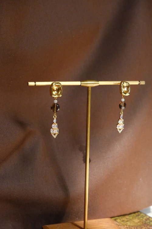 omo omo Jewelry Candlelight 箭 Arrow 鋯石 月光石 茶水晶 耳環