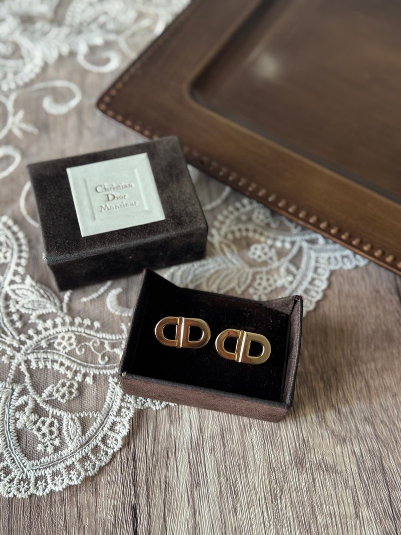 中古クリスチャンディオールカフスボタン、卒業祝い、結婚祝い - カフス・カフスボタン - 金属 ゴールド