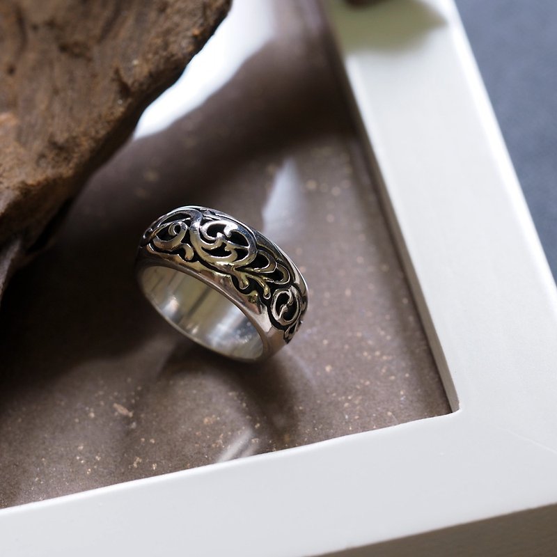 Liuyun-Moire Carved Ring (Narrow) 925 Sterling Silver Ring - แหวนทั่วไป - เงินแท้ สีเงิน