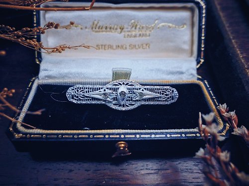 荏苒 - Vintage Jewelry 古董珠寶飾品 J.H.P 裝飾藝術時期 銀掐絲智慧之眼鏤空胸針－美國古董首飾