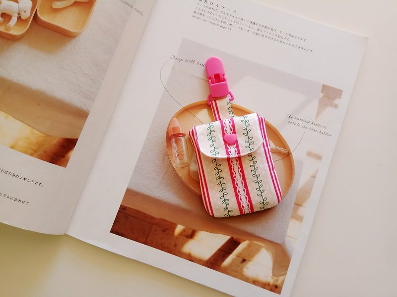 小葉片彌月禮物 平安符袋 - 彌月禮盒 - 棉．麻 粉紅色