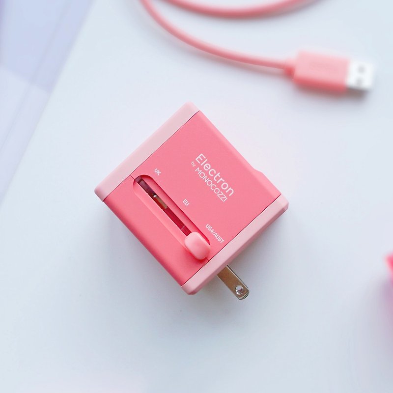 SMIGHTY | 迷你內置2.1A 雙USB充電全球通用旅行轉換器 - 珊瑚色橡膠面 - 其他 - 塑膠 紅色