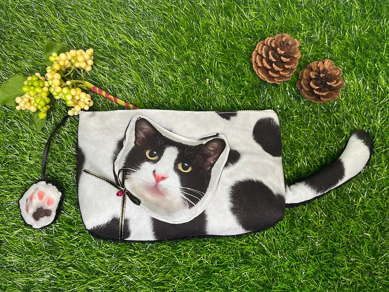 Bag I Go - Mercedes-Benz Cat Three-dimensional Cat Face Meat Ball Tail Cosmetic Bag (10% donated to charity) - Toiletry Bags & Pouches - Cotton & Hemp Black