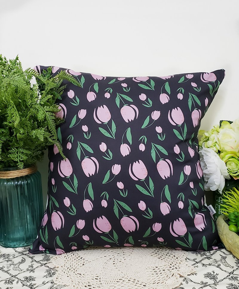 Nordic cute pastoral style tulip pink flower pattern pillow pillow cushion cushion pillowcase - หมอน - ผ้าฝ้าย/ผ้าลินิน สึชมพู