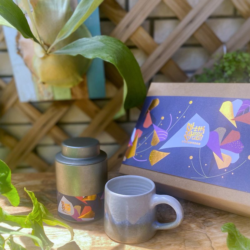 Green pottery cup & ruby ​​black tea-Taiwanese artist hand-drawn limited edition pottery cup tea Mid-Autumn Festival gift box - Mugs - Pottery Green