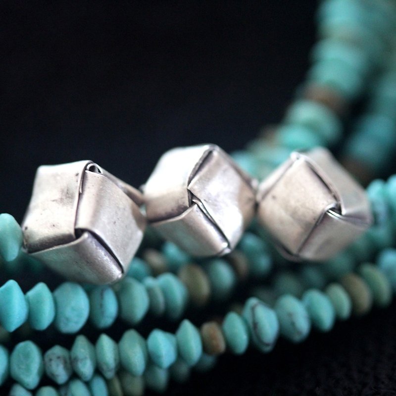 Turquoise and silver woven cubes strand necklace (N0033) - Necklaces - Silver Silver