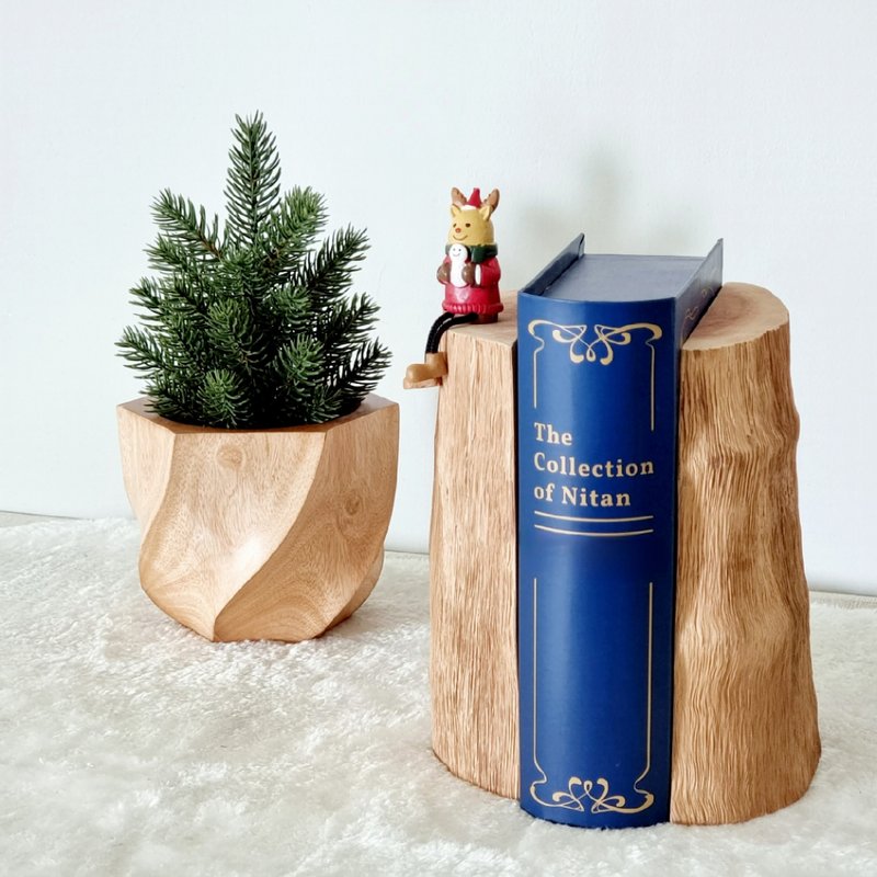 Log for standing books - 書架/書擋 - 木頭 咖啡色
