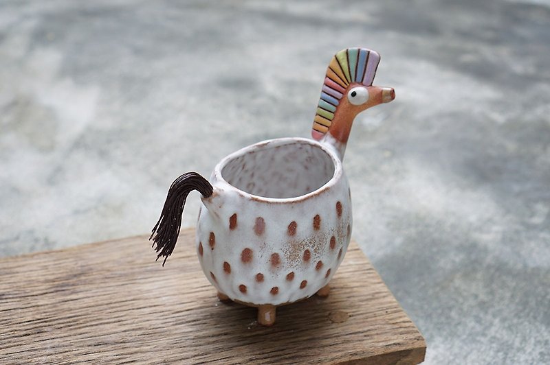 Horse, pencil holder, vase , Handmade ceramic - 鉛筆/自動鉛筆 - 陶 藍色