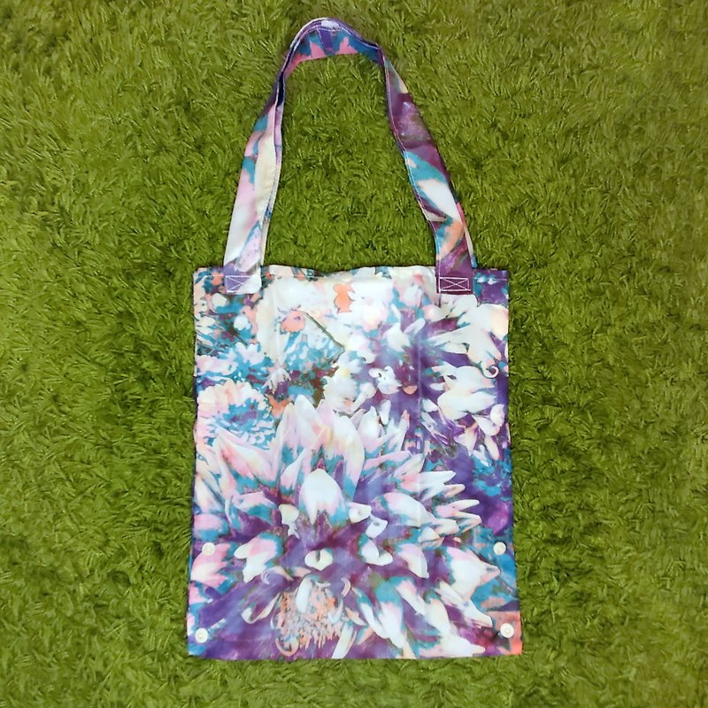 Pattern_02-Purple Flowers-ECO Bag - กระเป๋าแมสเซนเจอร์ - เส้นใยสังเคราะห์ สีม่วง