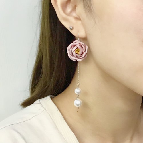 JK Collection 【客製化禮物】皮革山茶花珍珠長鏈耳環│純銀耳鈎│鍍銀耳