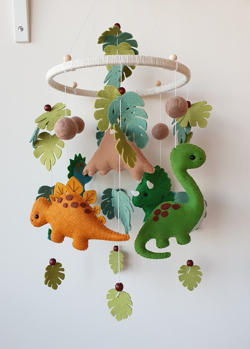 Dinosaur baby mobile, Dino mobile, gift for newborn, baby room, nursery decor - ของขวัญวันครบรอบ - วัสดุอีโค 