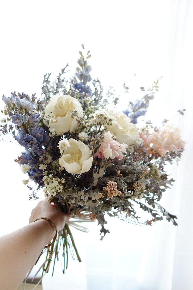 婚禮花飾系列-氣質粉藍乾燥捧花 - 乾燥花/永生花 - 植物．花 粉紅色