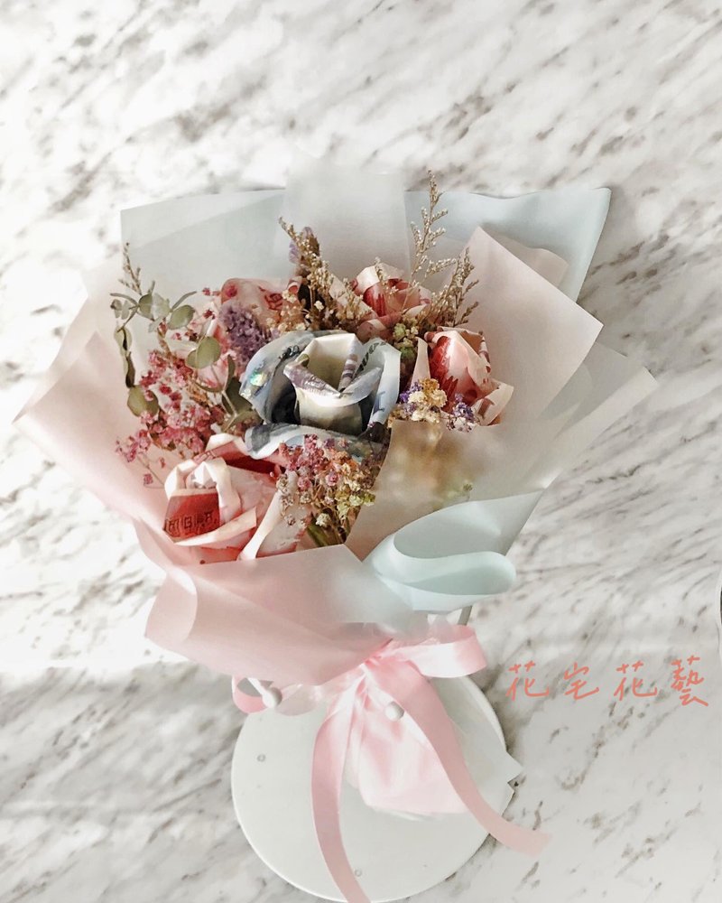 客製花束/有錢花束/鈔票花束/乾燥花束/花禮(不含鈔票) - 乾燥花/永生花 - 植物．花 