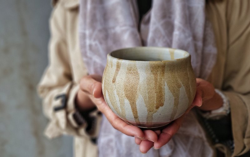 small tea bowl - Other Furniture - Pottery Khaki