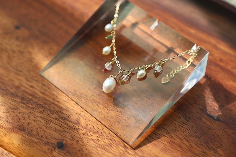 Pearl and Chrysoberyl Bracelet - Bracelets - Pearl White