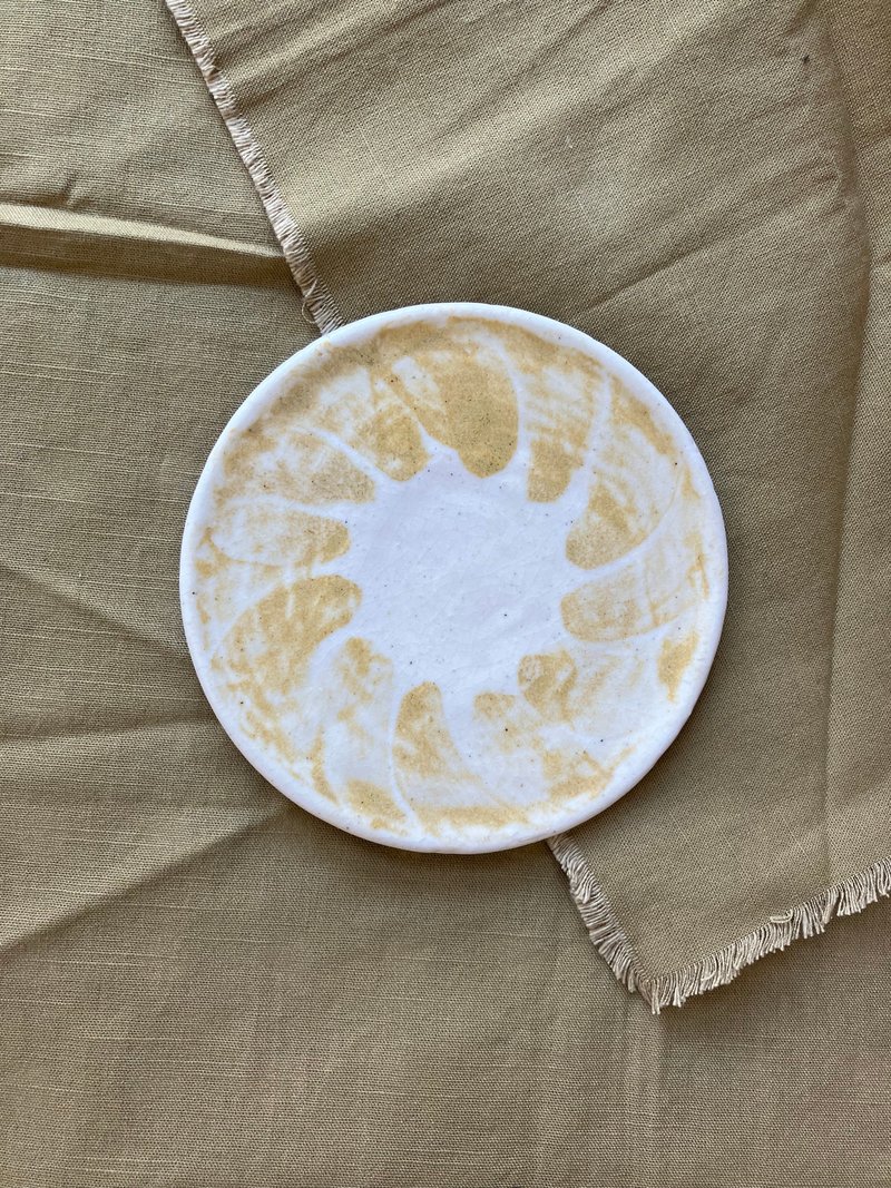 Light hand holding plate - Plates & Trays - Pottery Orange