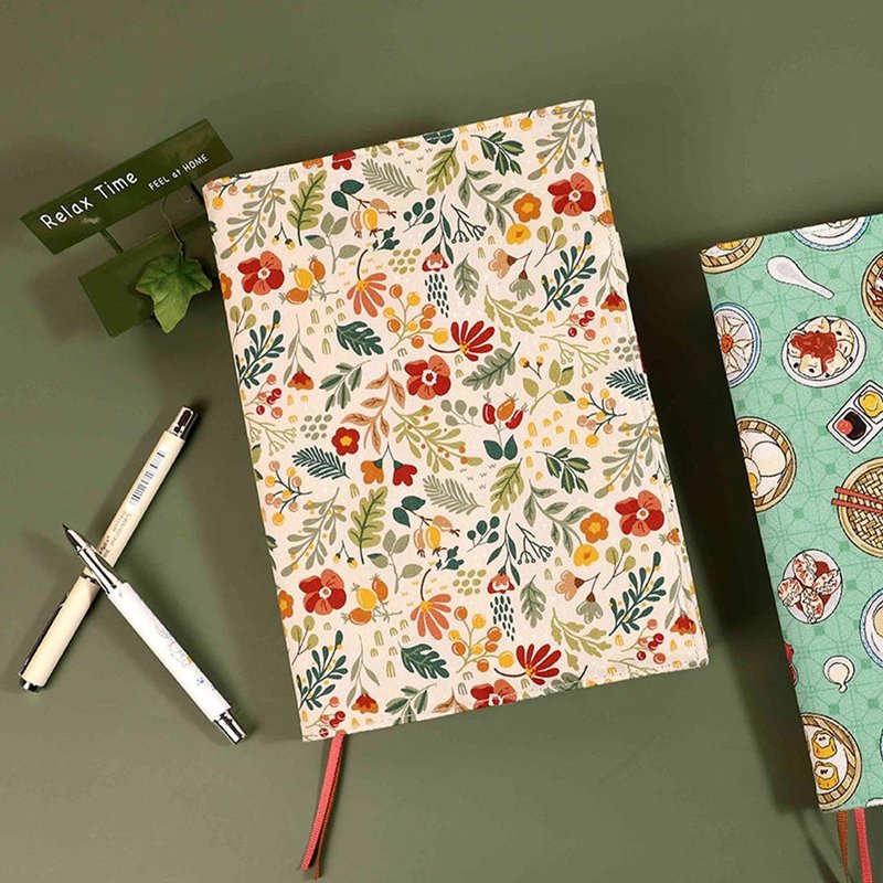 Chuyu A5/25K台灣花布可調式棉麻布書衣/手帳書套/花布書衣 - 書衣/書套 - 棉．麻 多色