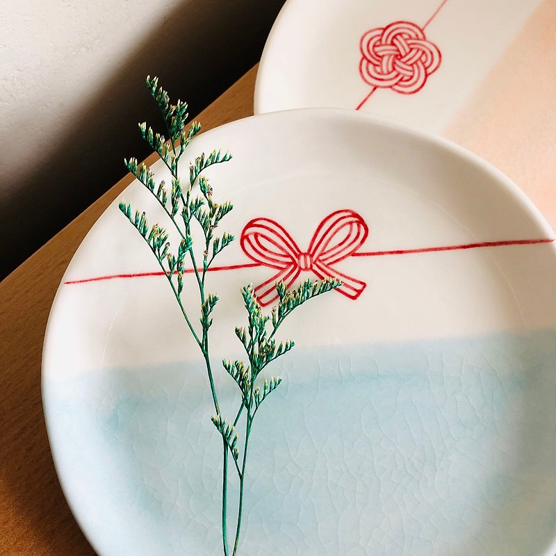 Forever knot series tea food plate / dessert plate set (2 pieces) / hand-made ceramic plate (wedding gift) - จานและถาด - เครื่องลายคราม หลากหลายสี