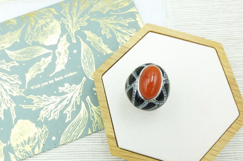 Southern red and black agate ring - General Rings - Other Materials Red