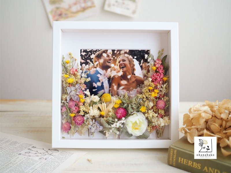 Flower garden photo frame with preserved and dried flowers photoartframe - ช่อดอกไม้แห้ง - พืช/ดอกไม้ หลากหลายสี